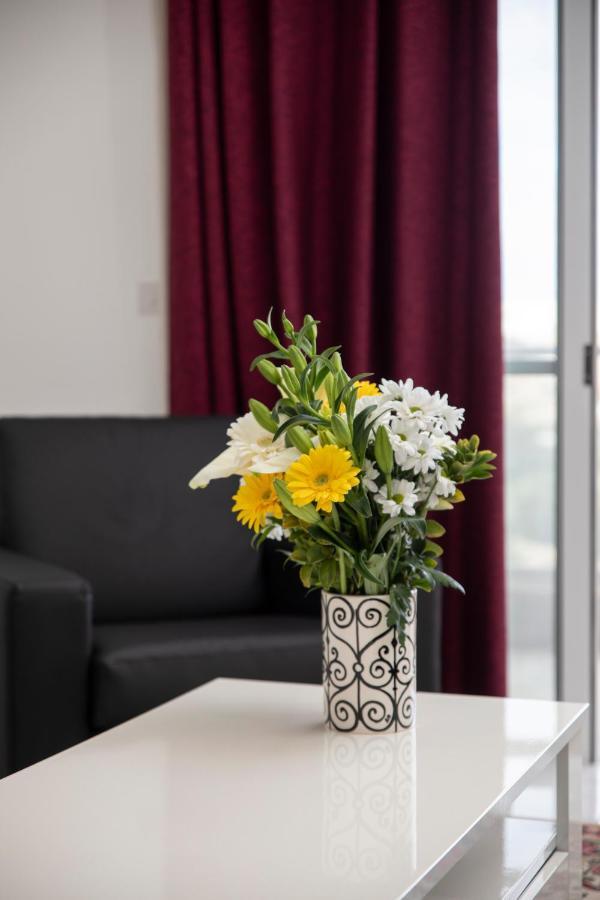 Sea View Apartment 2 Bedrooms 2 Bathrooms, 2 Minutes Away From The Sea St. Julian's Zewnętrze zdjęcie
